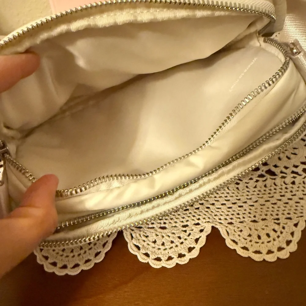 lululemon athletica Beige Crossbody Bag - Picture 4 of 6